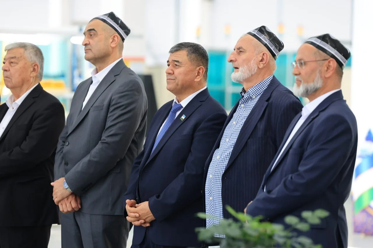 Honoured elders of Kuvasoy City at the ceremony